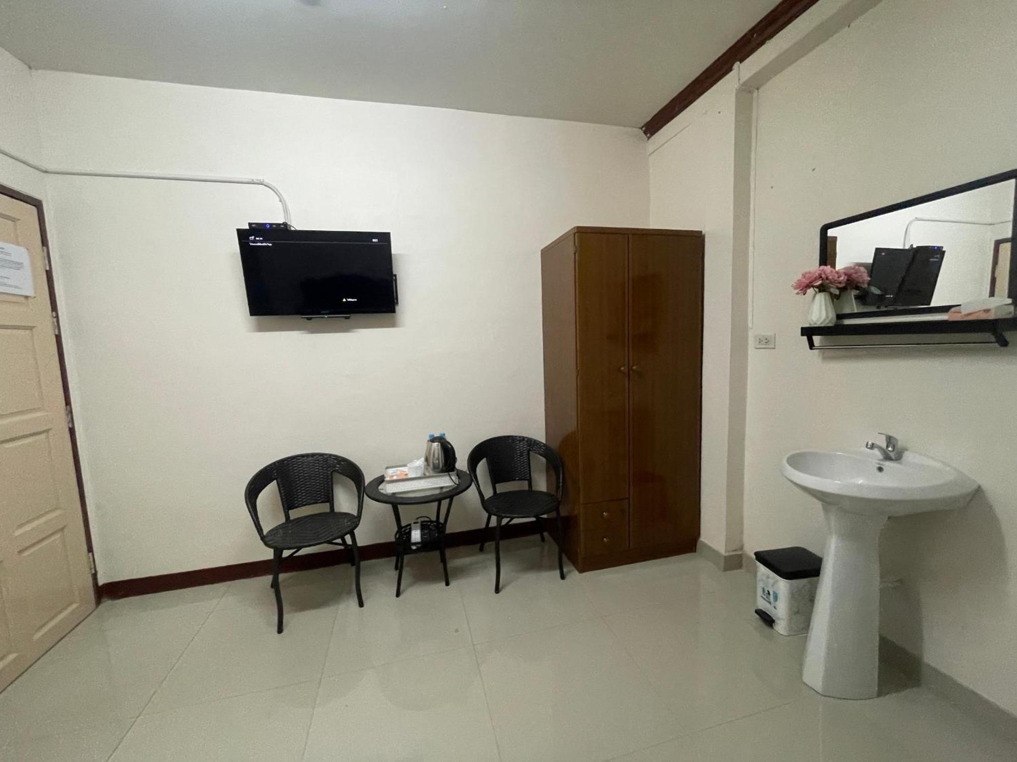 2B Cozy Hostel ตรัง Exteriér fotografie
